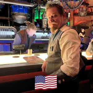 Meet your Posher, Thomas